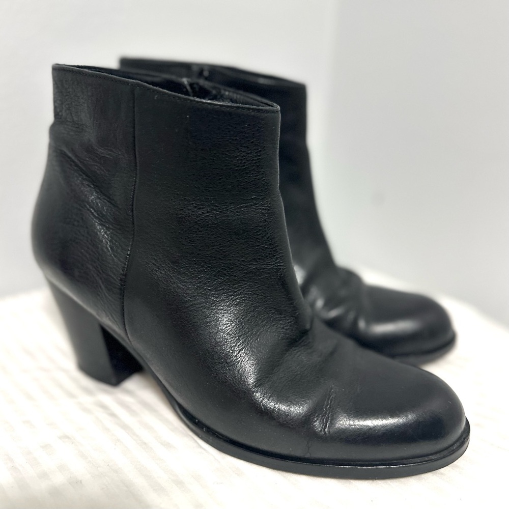 VERO CUOIO WOMENS BOOTS.